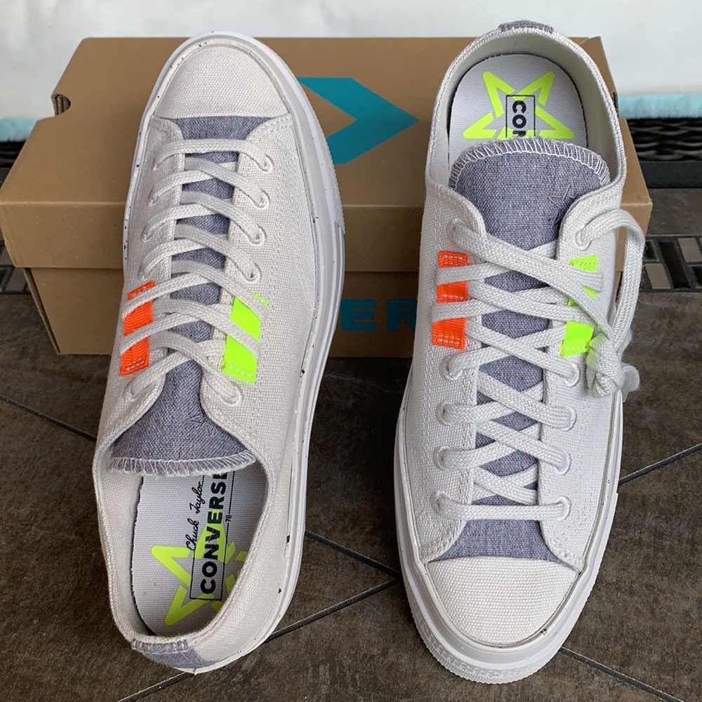 CONVERSE CHUCK 70 OX PALE PUTTY WMNS - Picture 7 of 13